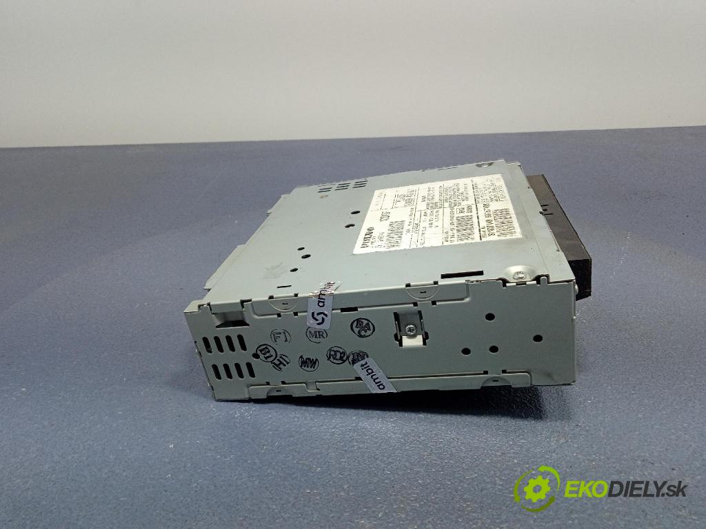 Volvo C30 2009 Radio I Navigácia: 31288510