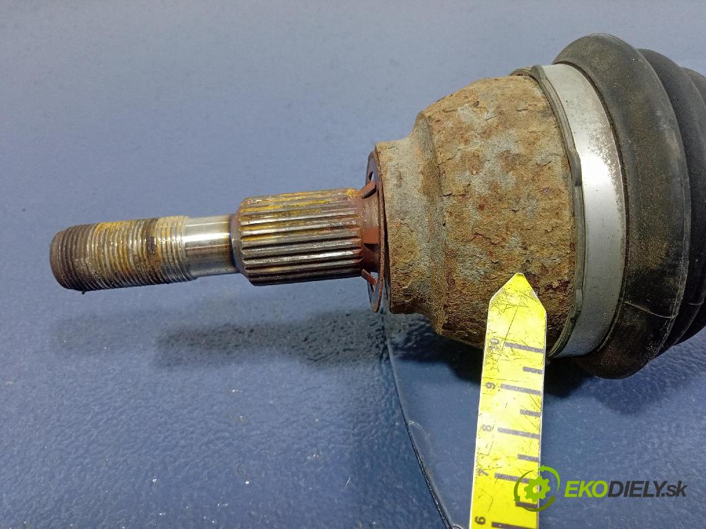 Ford Mondeo 2019 poloos levá před JG9P-3B437-CA