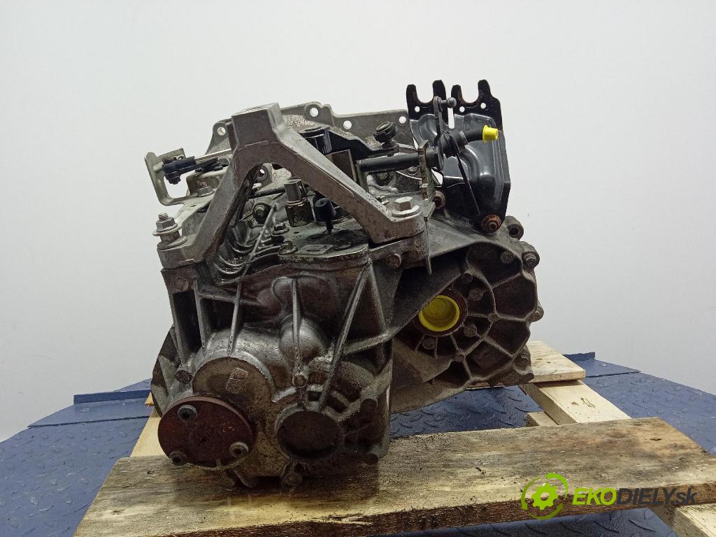 Volvo C30 2009 prevodovka Manualna 9N5R-7002-WA