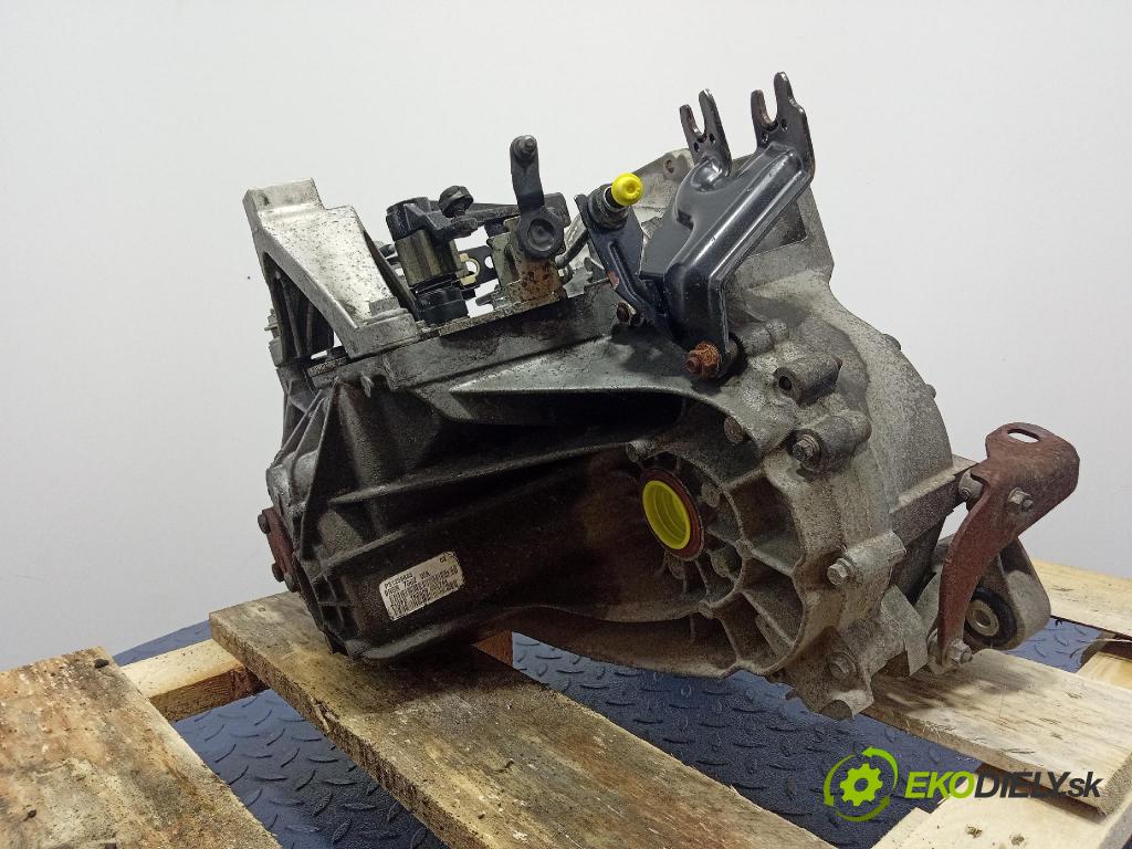 Volvo C30 2009 prevodovka Manualna 9N5R-7002-WA