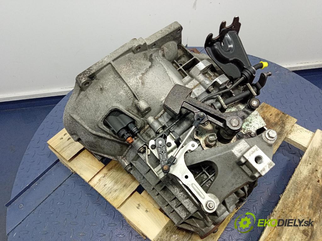 Volvo C30 2009 prevodovka Manualna 9N5R-7002-WA