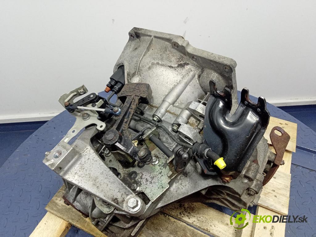 Volvo C30 2009 prevodovka Manualna 9N5R-7002-WA