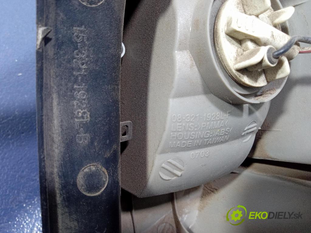Hyundai Santa fe 2003 svetlo / reflektor zad ľavá Vonkajsia: 083211928L-F