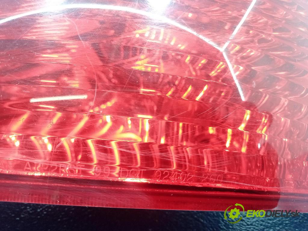Hyundai Santa fe 2003 svetlo / reflektor zad Prava: Vonkajsia: