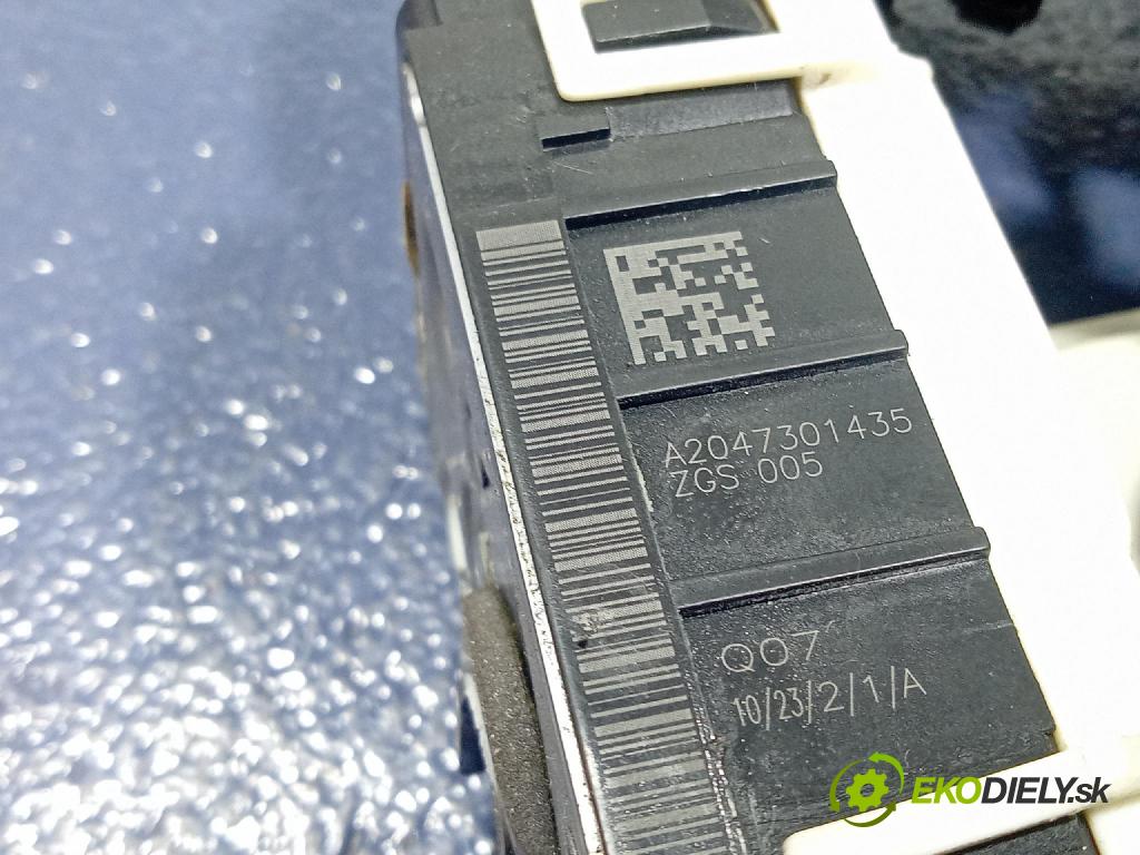 Mercedes E-klasa 2010 zámok dvere zad v pravo: A2047301435