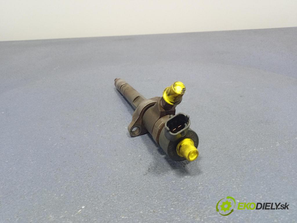 Ford C-max 2005 vstrek 0445110188