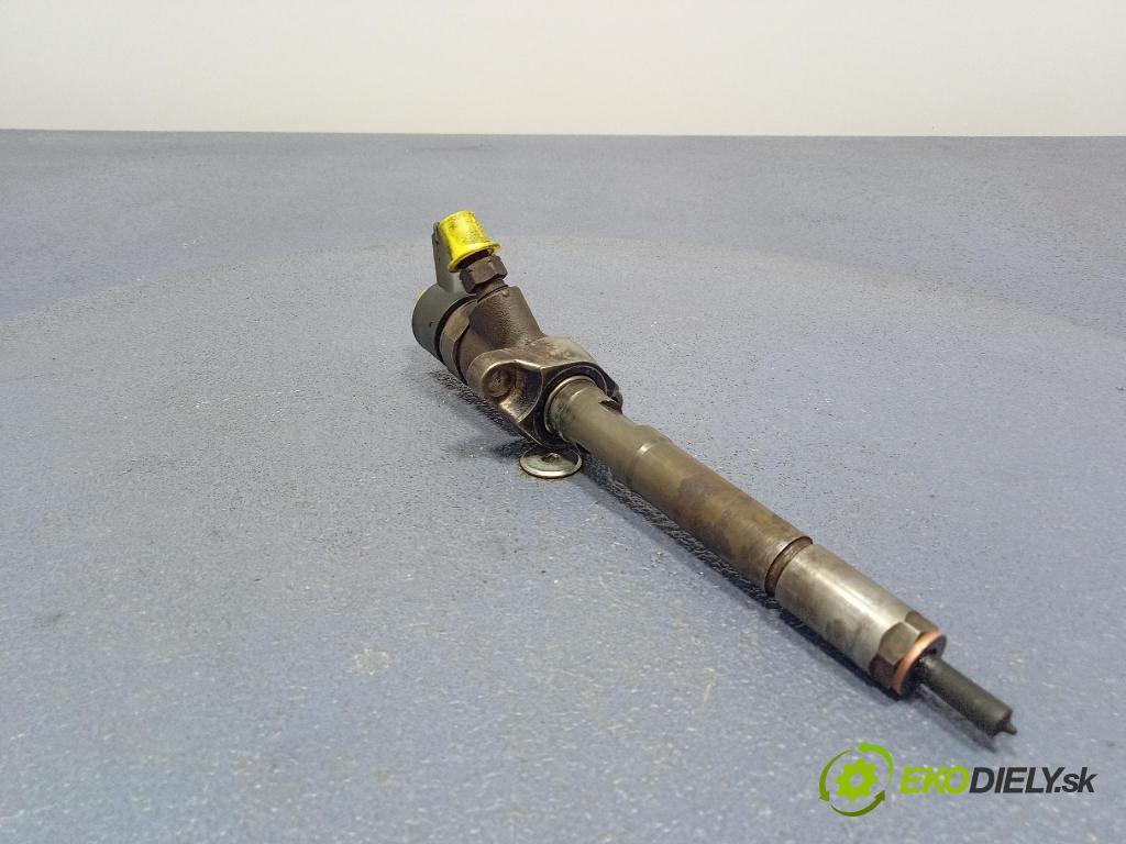 Ford C-max 2005 vstrek 0445110188