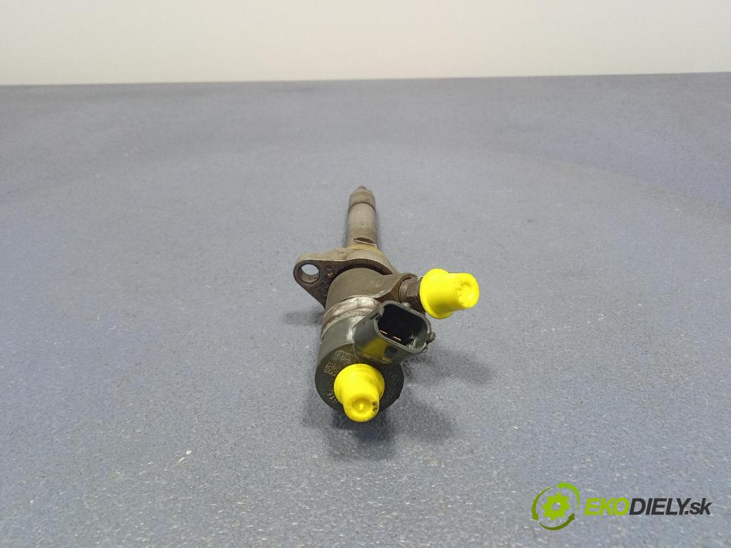 Ford C-max 2005 vstrek 0445110188