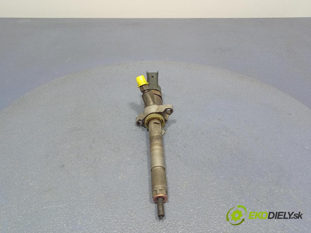 Ford C-max 2005 vstrek 0445110188