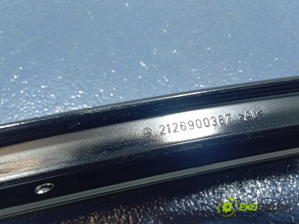 Mercedes E-klasa 2010 lišta Dekoratívne: 2126900387