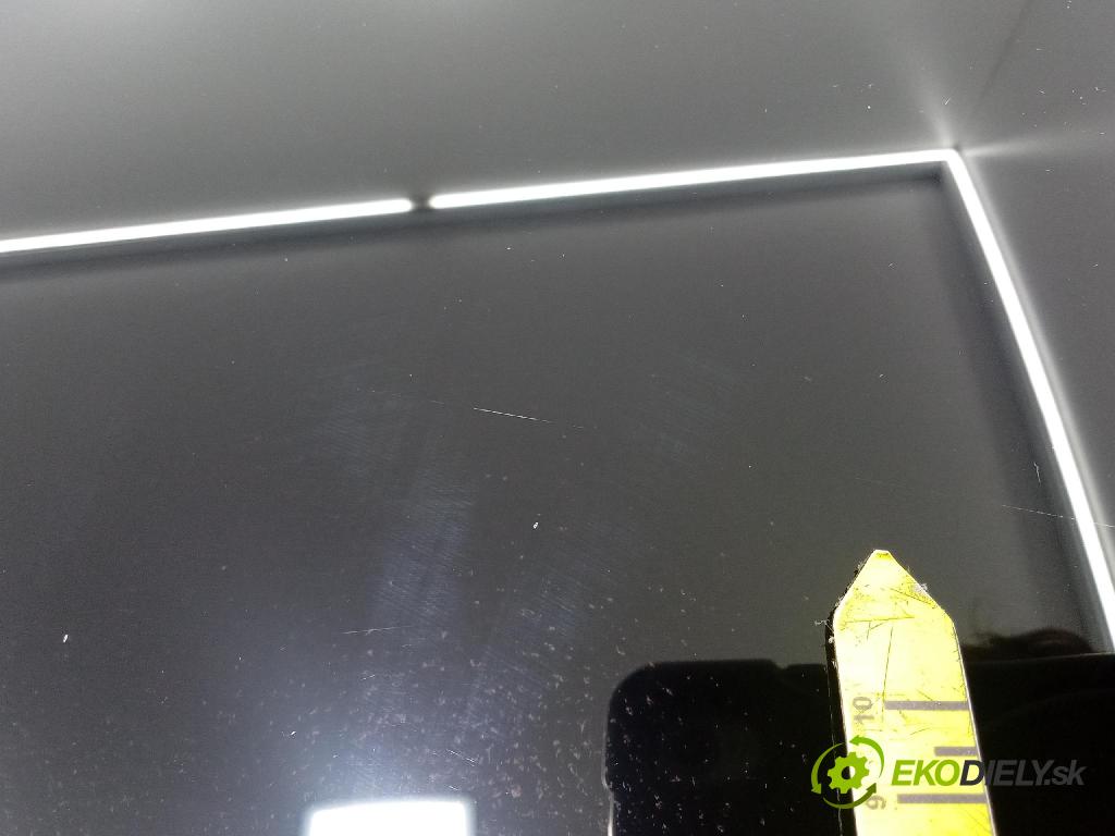 Mercedes E-klasa 2010 sklo dveře Zad: levé