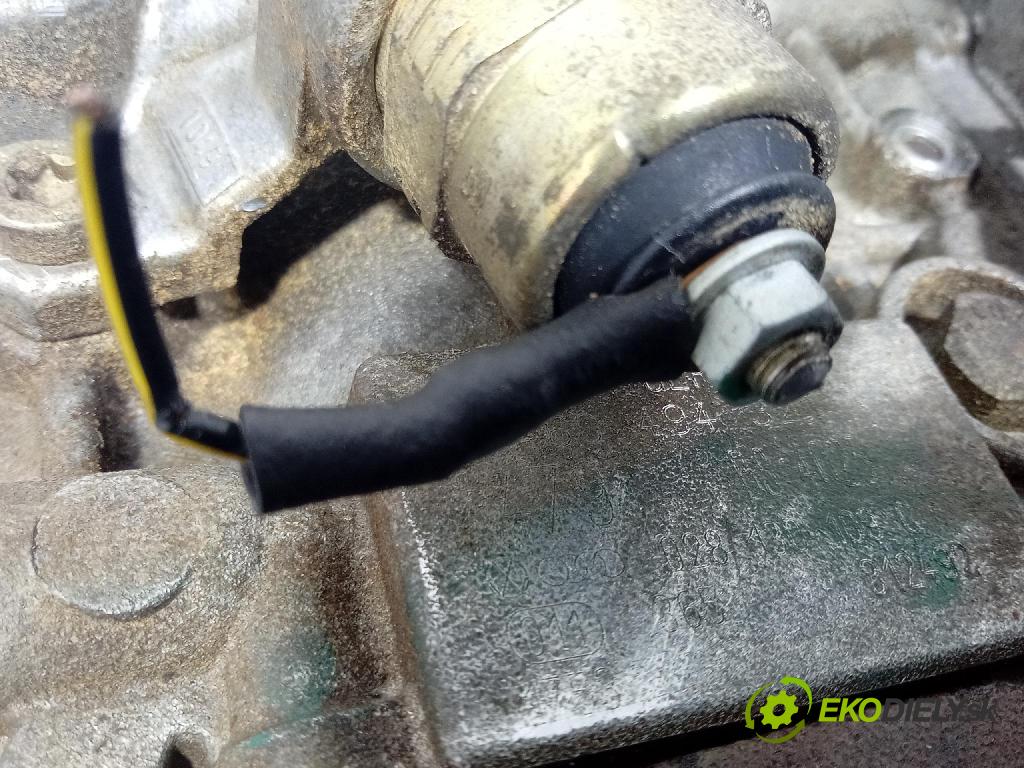 Audi 80 1993 čerpadlo Injekcia: 028130109c