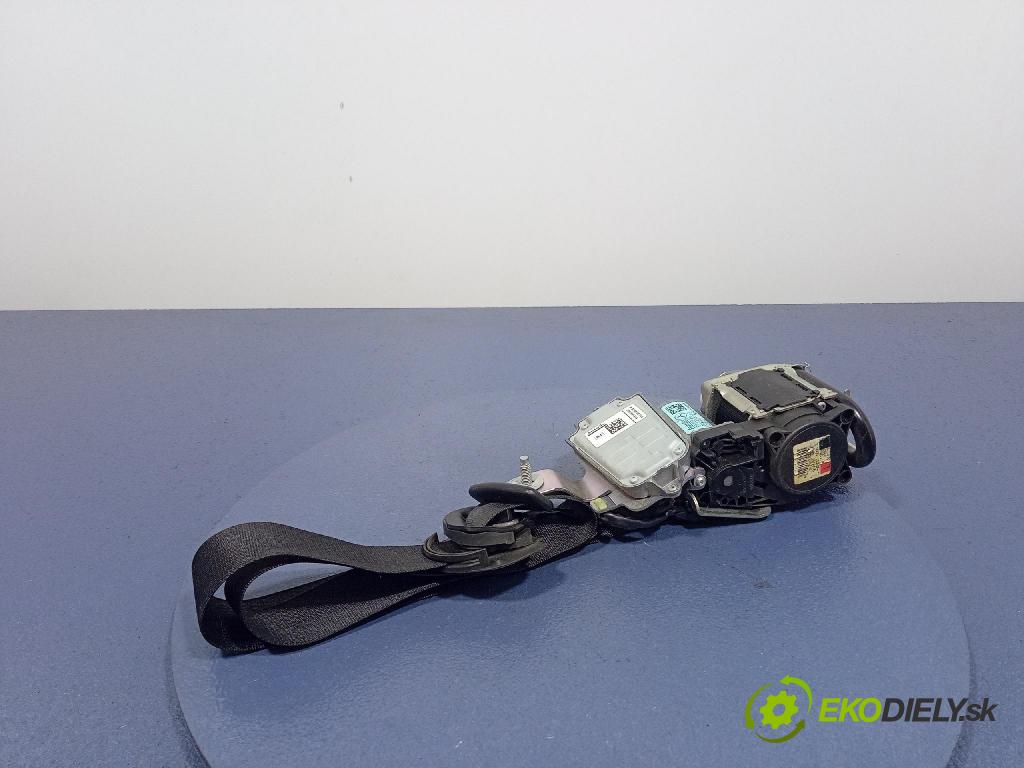 Mercedes E-klasa 2010 Pásy: Bezpečnosť: x 610035800d