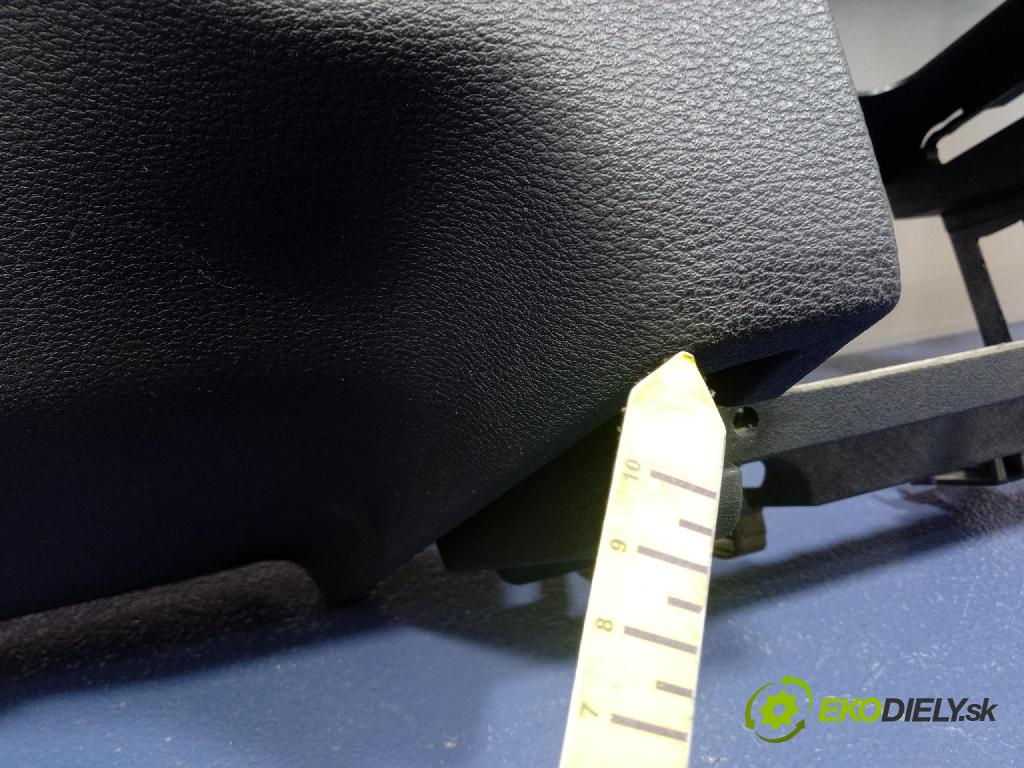 Mercedes E-klasa 2010 kokpit,pristrojová doska A2126802387