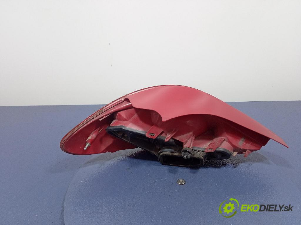 Peugeot 207 2006 svetlo / reflektor zad Prava: Vonkajsia: 9649986580
