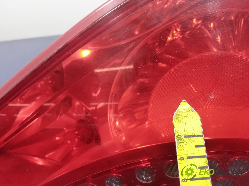 Peugeot 207 2006 svetlo / reflektor zad Prava: Vonkajsia: 9649986580