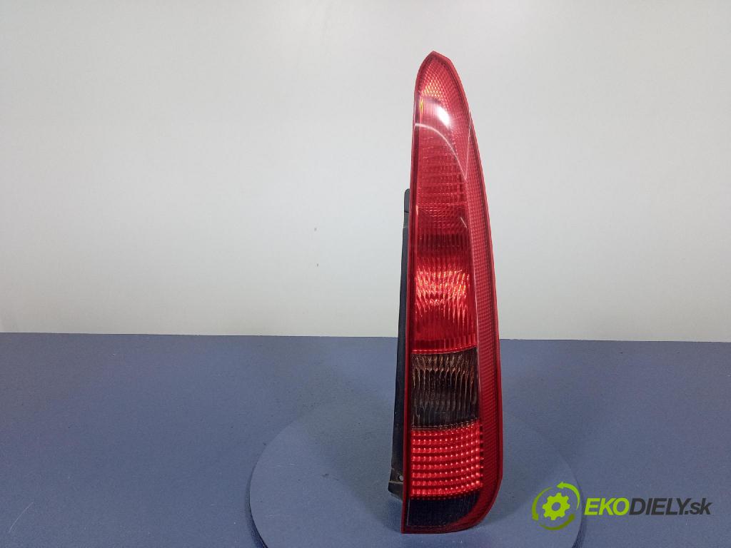 Ford Fusion 2005 svetlo / reflektor zad Prava: Vonkajsia: 2N11-13A602-B