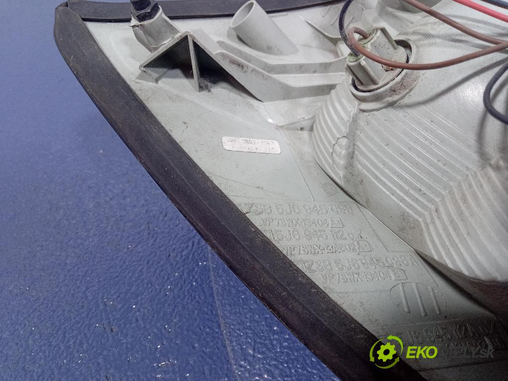 Skoda Fabia 2010 svetlo / reflektor zad Prava: Vonkajsia: 5J6945096