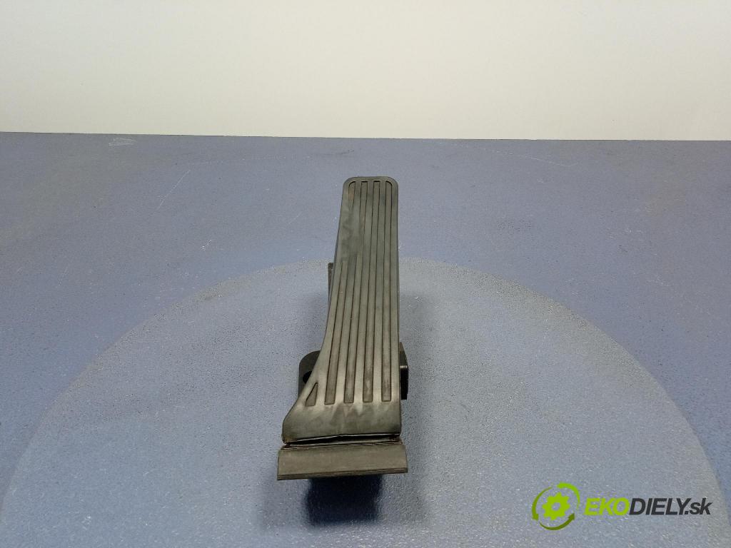 Mercedes E-klasa 2010 pedal Plyn: A2043000004