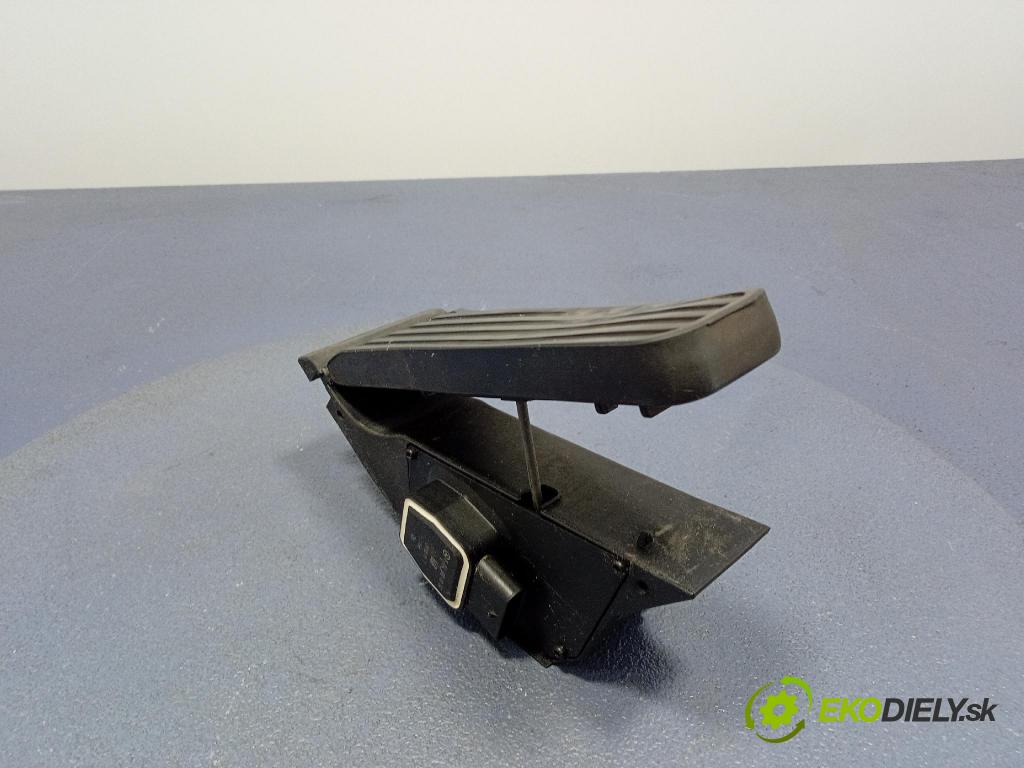 Mercedes E-klasa 2010 pedal Plyn: A2043000004
