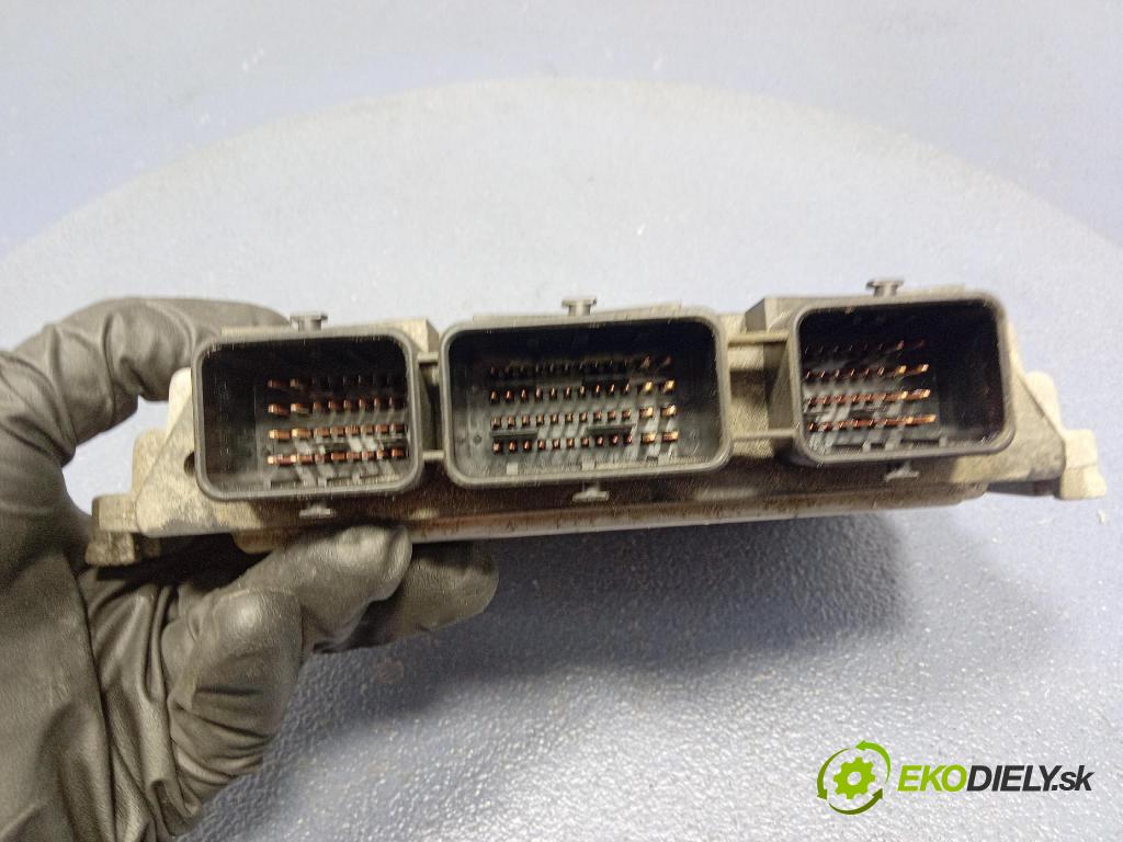 Citroen C4 picasso 2007 riadiaca jednotka Motor: 9663476380