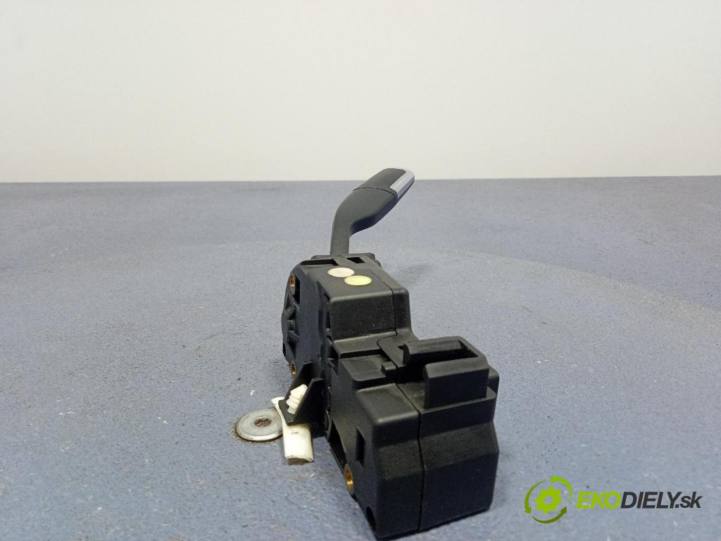 Citroen C4 picasso 2007 prepínač Zmeny: 965852897