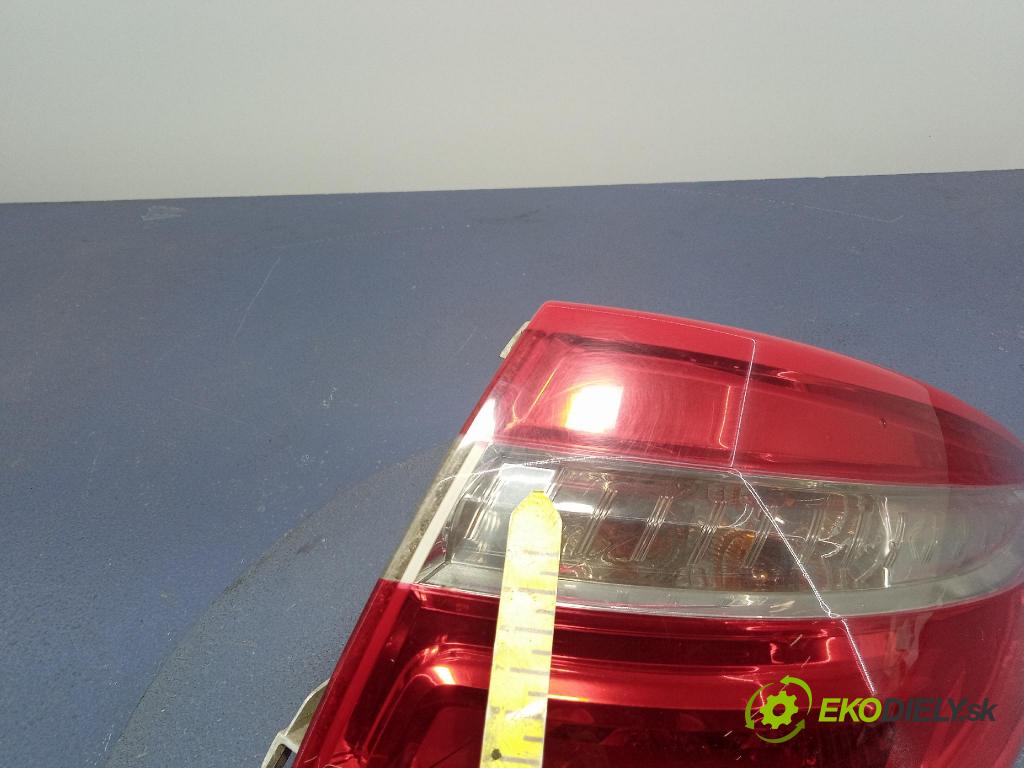 Citroen C4 picasso 2007 svetlo / reflektor zad Prava: Vonkajsia: 9653547480
