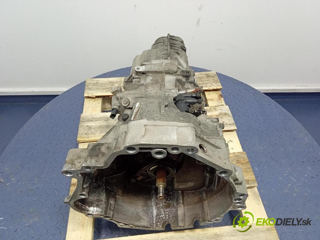 Audi A4 2006 prevodovka Manualna JME