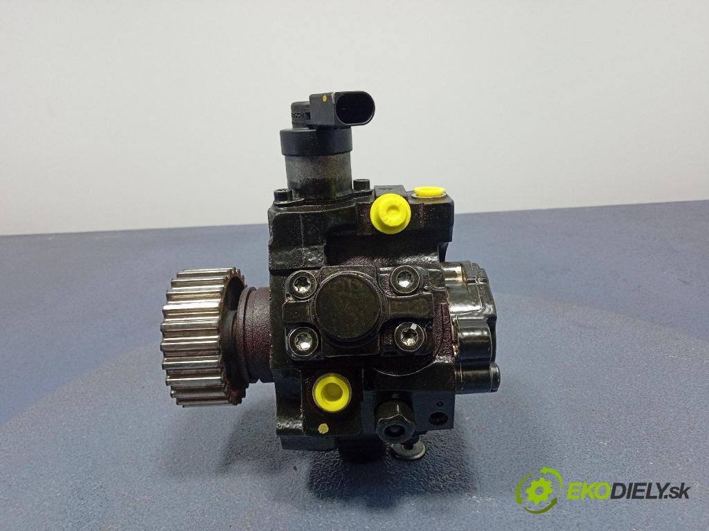 Audi A4 2006 čerpadlo Injekcia: 059130755S