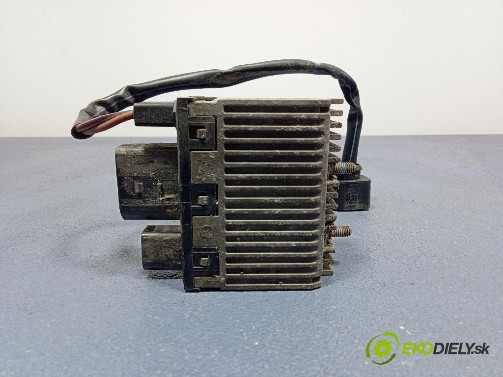 Audi A4 2006 relé Ventilátora 8E0959501Q