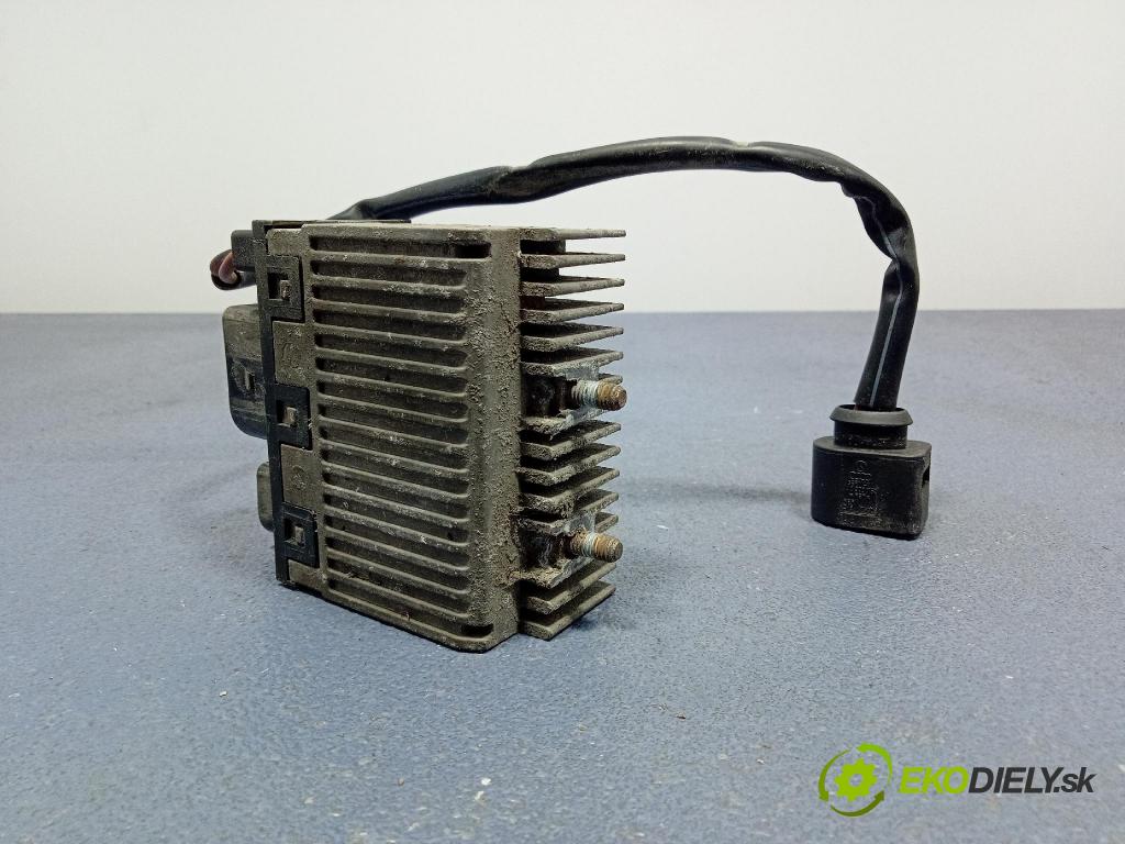 Audi A4 2006 relé Ventilátora 8E0959501Q