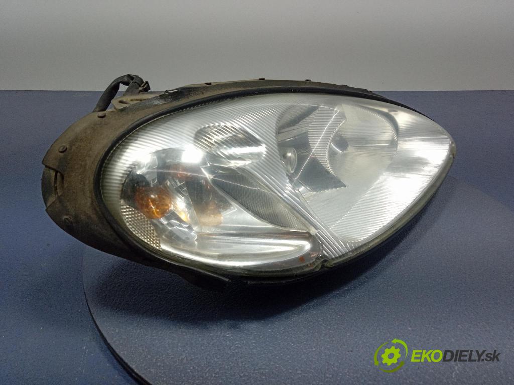 Chrysler Pt cruiser 2000 Reflektor: v pravo: 05288980AD
