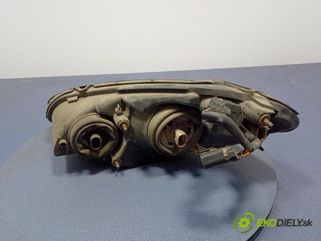 Chrysler Pt cruiser 2000 Reflektor: v pravo: 05288980AD