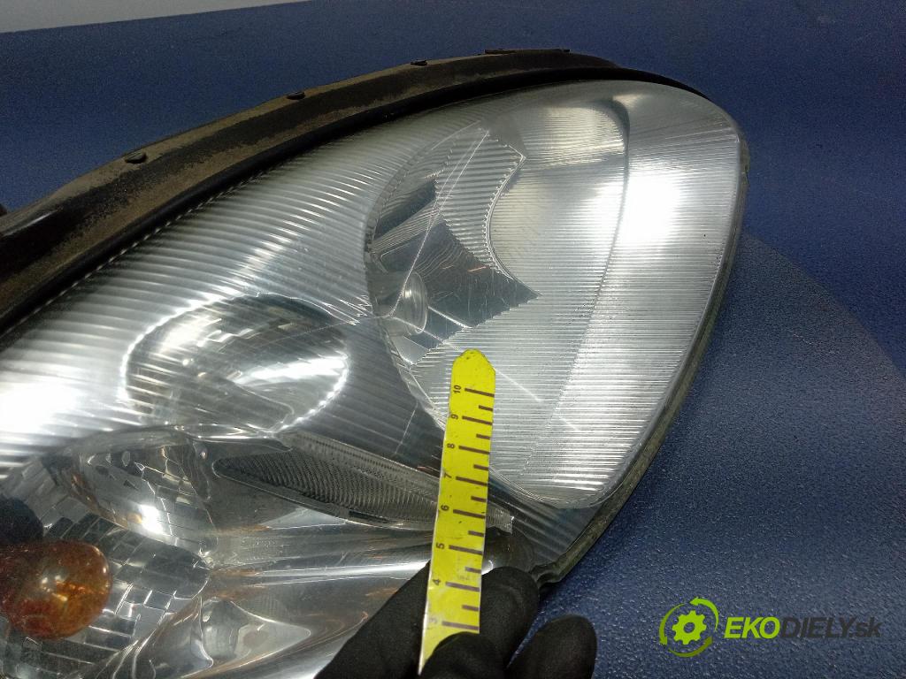 Chrysler Pt cruiser 2000 Reflektor: v pravo: 05288980AD