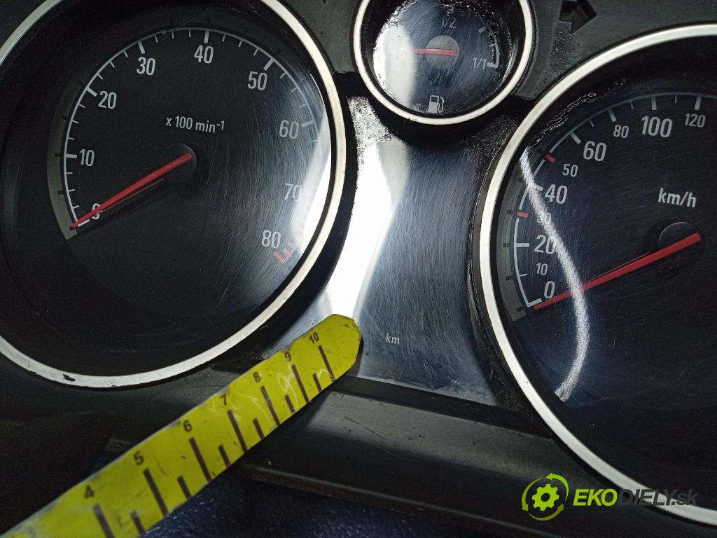 Opel Zafira 2006 prístrojovka/ budíky 13216682
