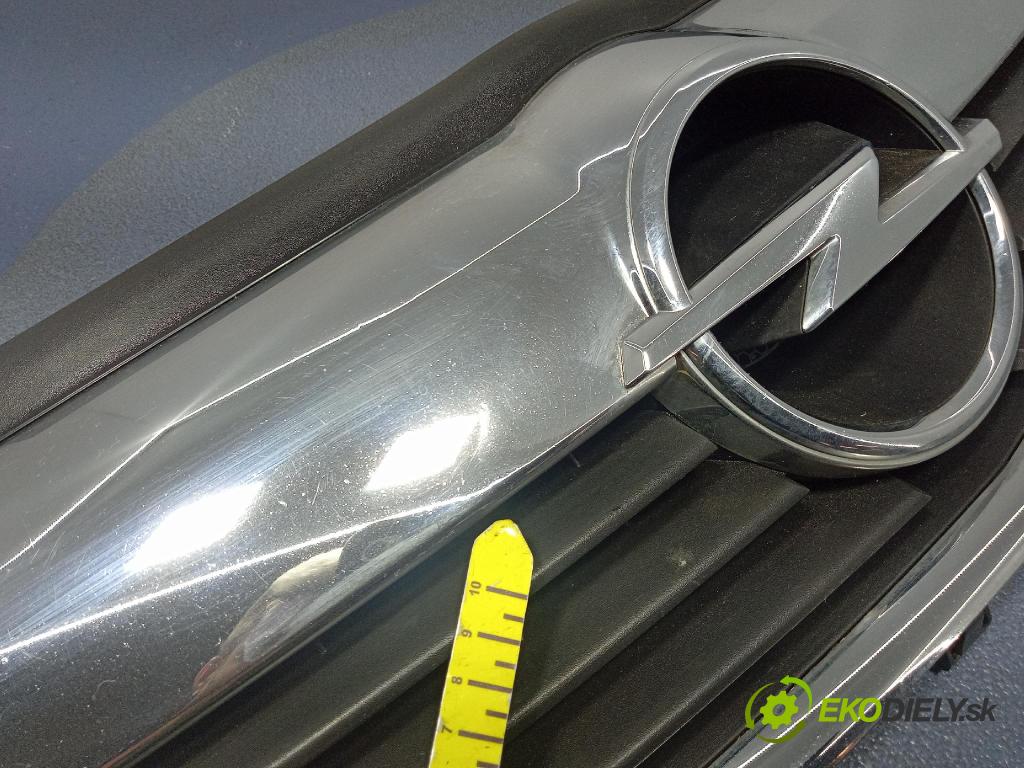 Opel Zafira 2006 miežka / Gril: 13157590