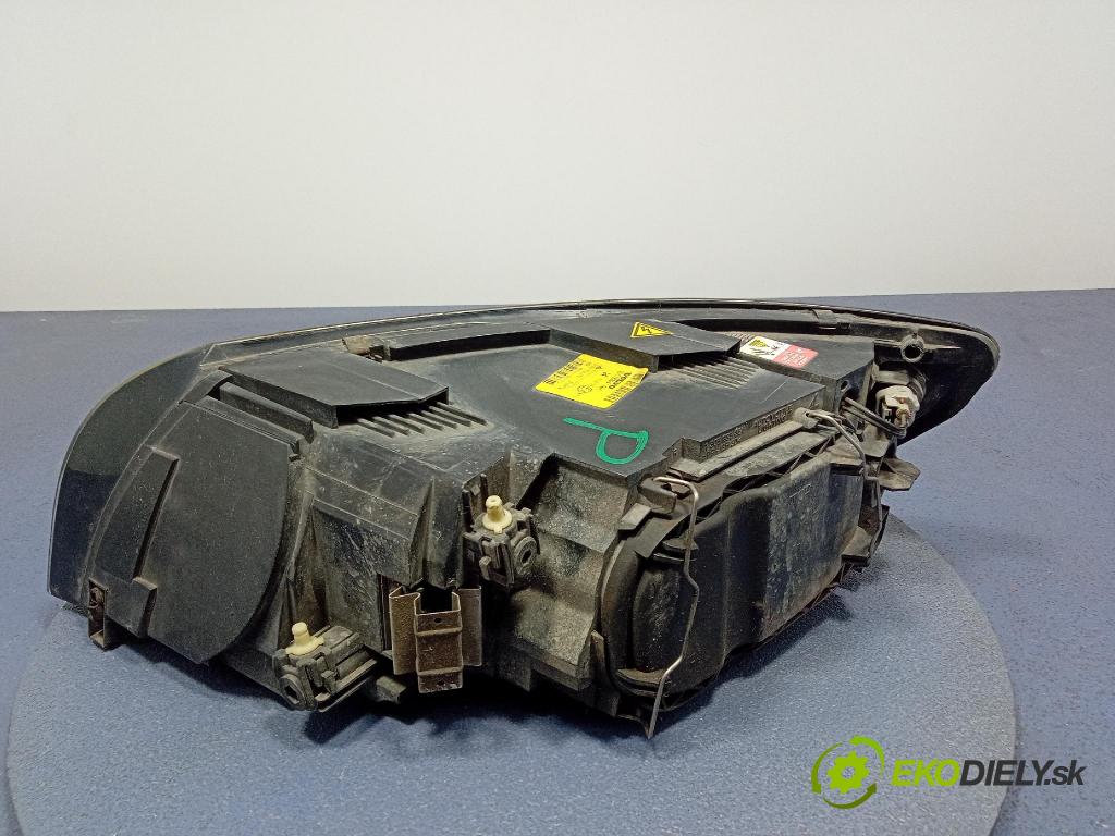 Volvo S40/V40 2004 Reflektor: v pravo: 30678204