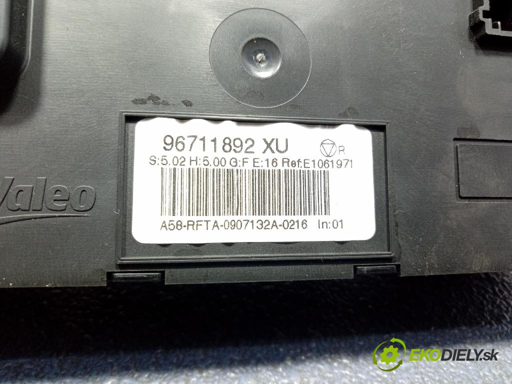 Citroen C3 picasso 2009 prepínač Klimatizácia: Prúd vzduchu: 96711892XU