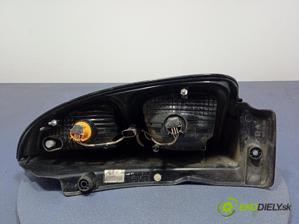 Citroen C3 picasso 2009 svetlo / reflektor zad ľavá Vonkajsia: 9681727280