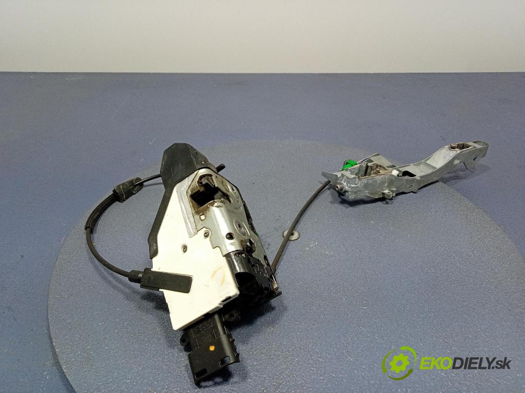 Citroen C3 picasso 2009 zámok dvere Predné v pravo: 24094158