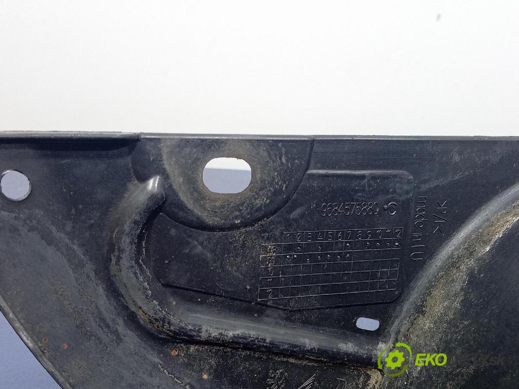 Citroen C3 picasso 2009 Blatník: plastický: zad 9684575880