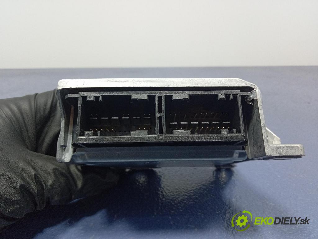 Citroen C3 picasso 2009 kokpit,pristrojová doska 9683066480