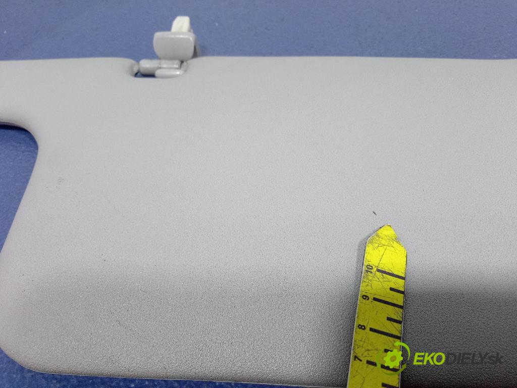 Toyota Verso 2003 kryt slnečná clona