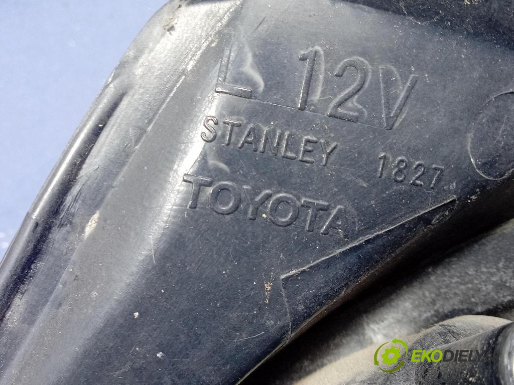Toyota Verso 2003 svetlo / reflektor zad ľavá Vonkajsia: STANLEY 13-71