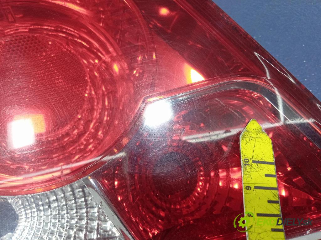 Chevrolet Aveo 2005 svetlo / reflektor zad ľavá Vonkajsia: 300266L