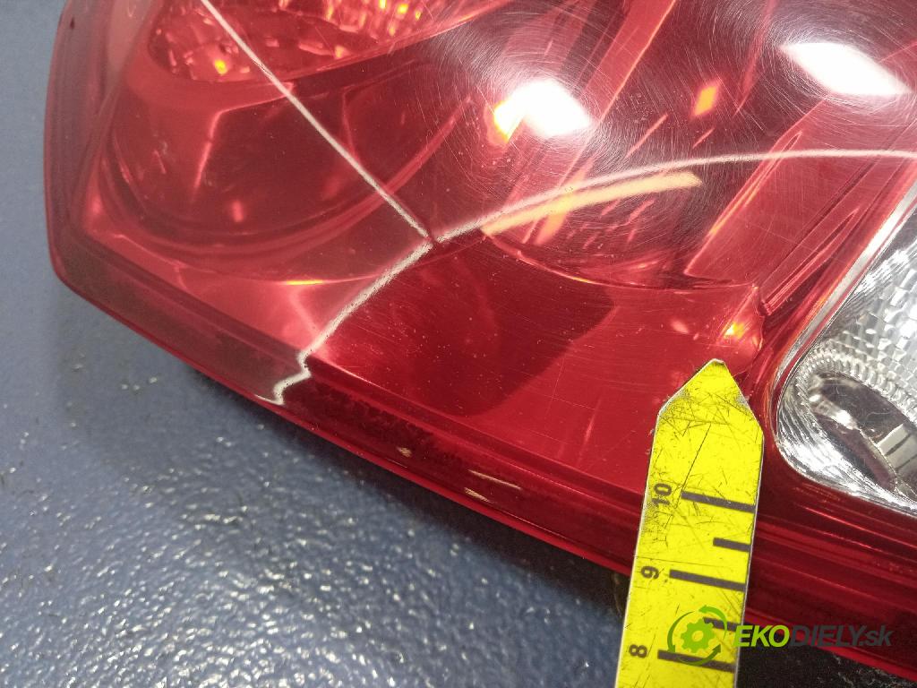 Chevrolet Aveo 2005 svetlo / reflektor zad ľavá Vonkajsia: 300266L