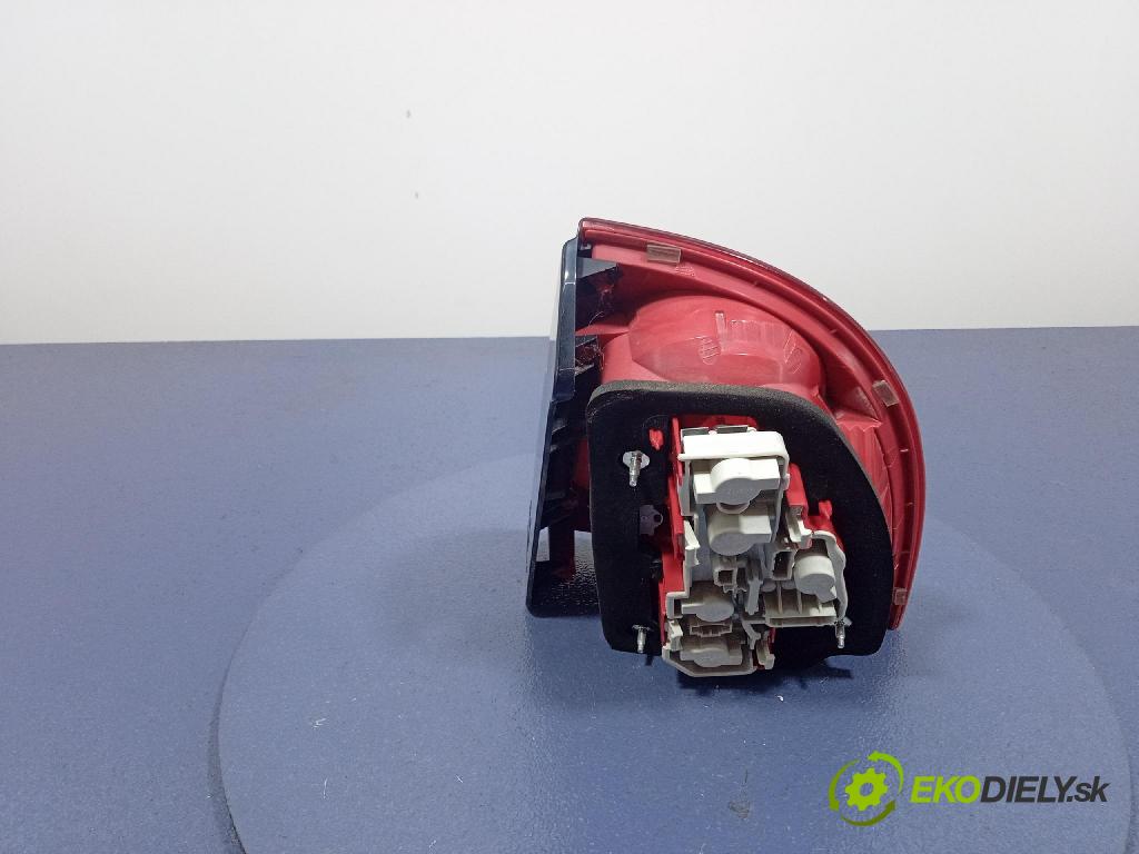 Vw Passat 2002 svetlo / reflektor zad ľavá Vonkajsia: 28409014