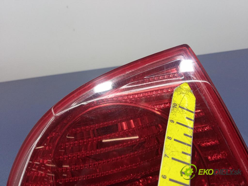 Vw Passat 2002 svetlo / reflektor zad ľavá Vonkajsia: 28409014