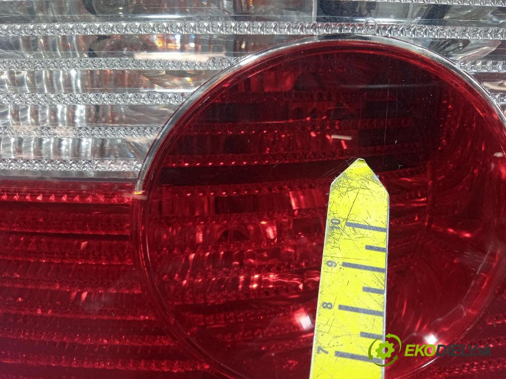 Vw Passat 2002 svetlo / reflektor zad ľavá Vonkajsia: 28409014