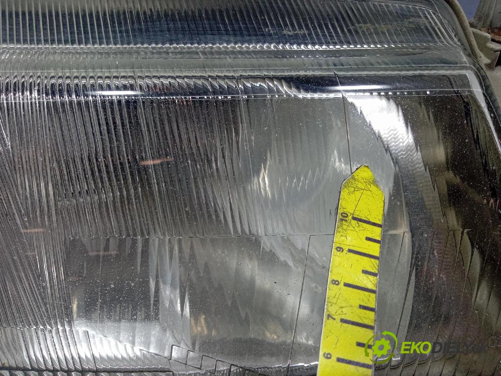 Saab 9-3 2000 Reflektor: v pravo: 88205905